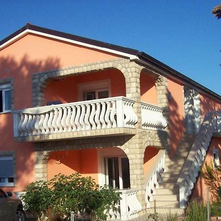 Apartments With A Parking Space Vir - 17422 Екстериор снимка