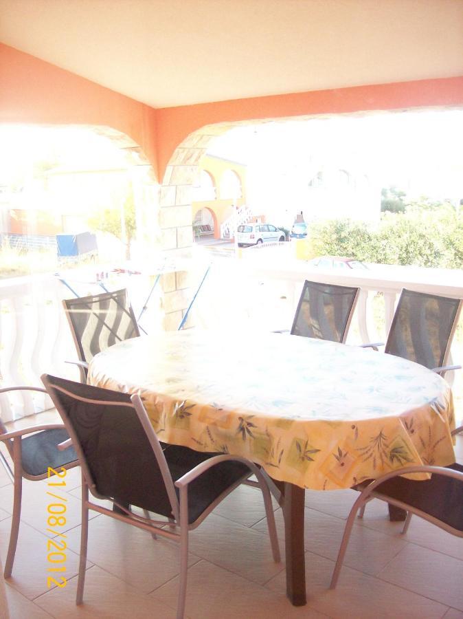Apartments With A Parking Space Vir - 17422 Екстериор снимка