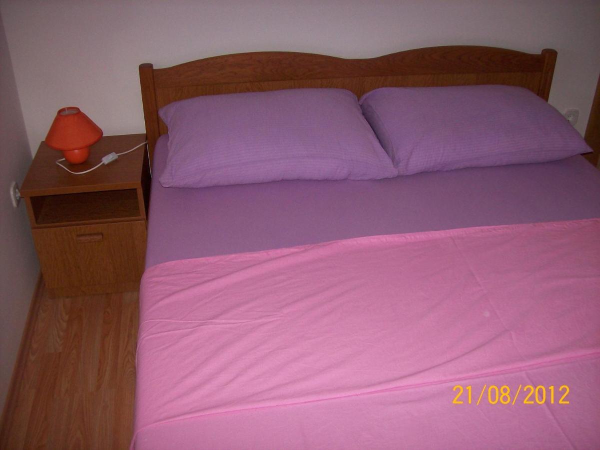 Apartments With A Parking Space Vir - 17422 Екстериор снимка