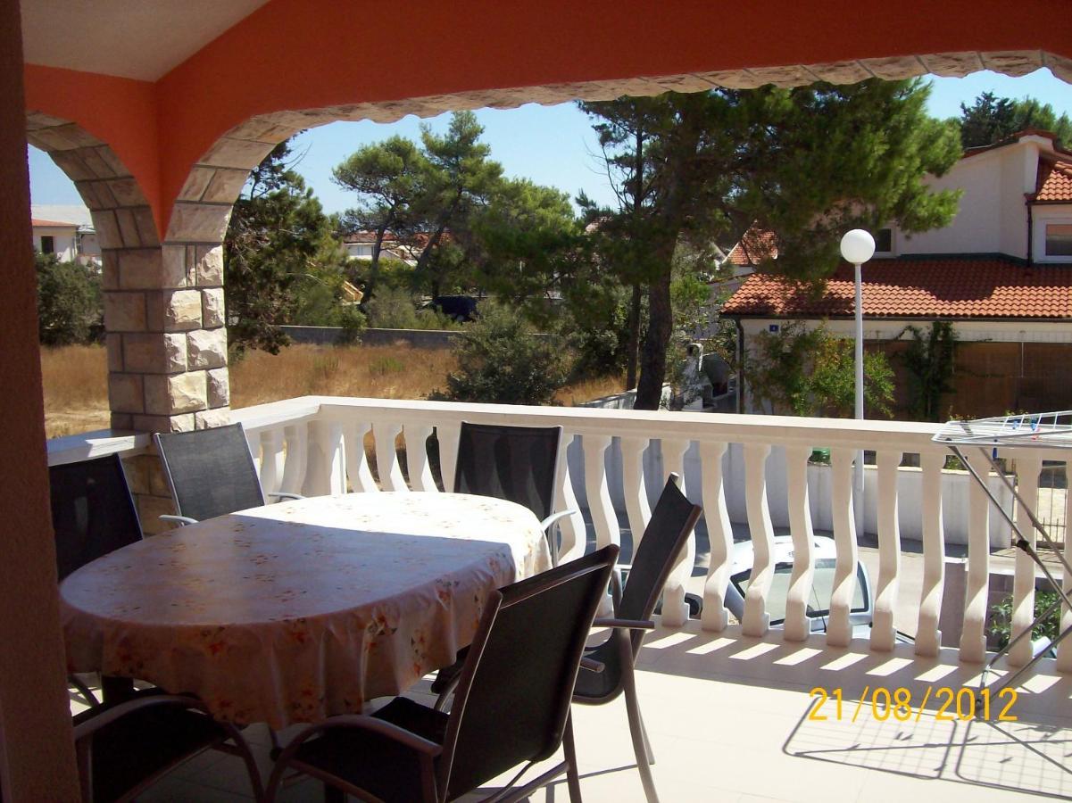 Apartments With A Parking Space Vir - 17422 Екстериор снимка